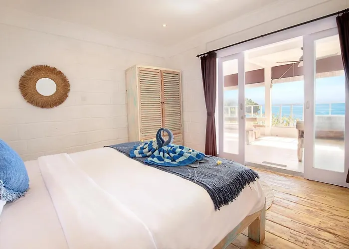 The Point Beach-front Balangan 4* Jimbaran